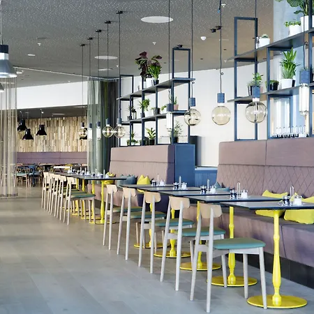 Comfort Airport Hotell 4*