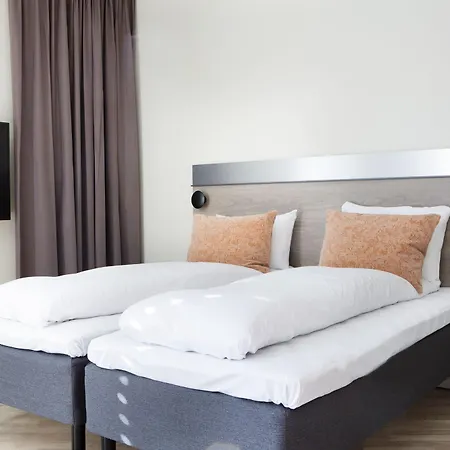 Hotell Comfort Airport 4*