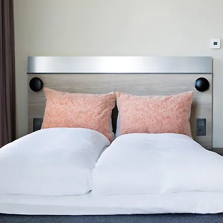 Comfort Airport Hotel 4*