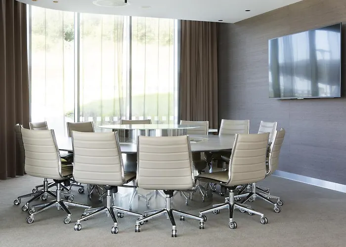 كومفورت بيرغن فندق