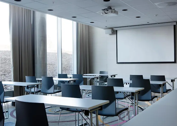 Comfort Airport מלון 4*